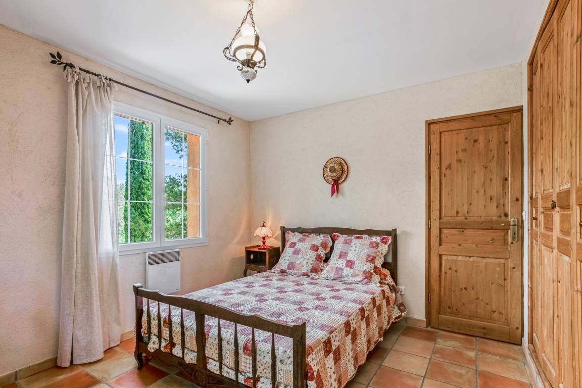 42 M² Bed And Breakfast ∙ 2 Bedrooms ∙ 5 Guests - Brignoles