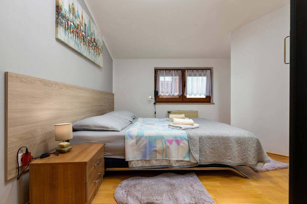 110 M² Apartment ∙ 2 Bedrooms ∙ 6 Guests - Rovinj