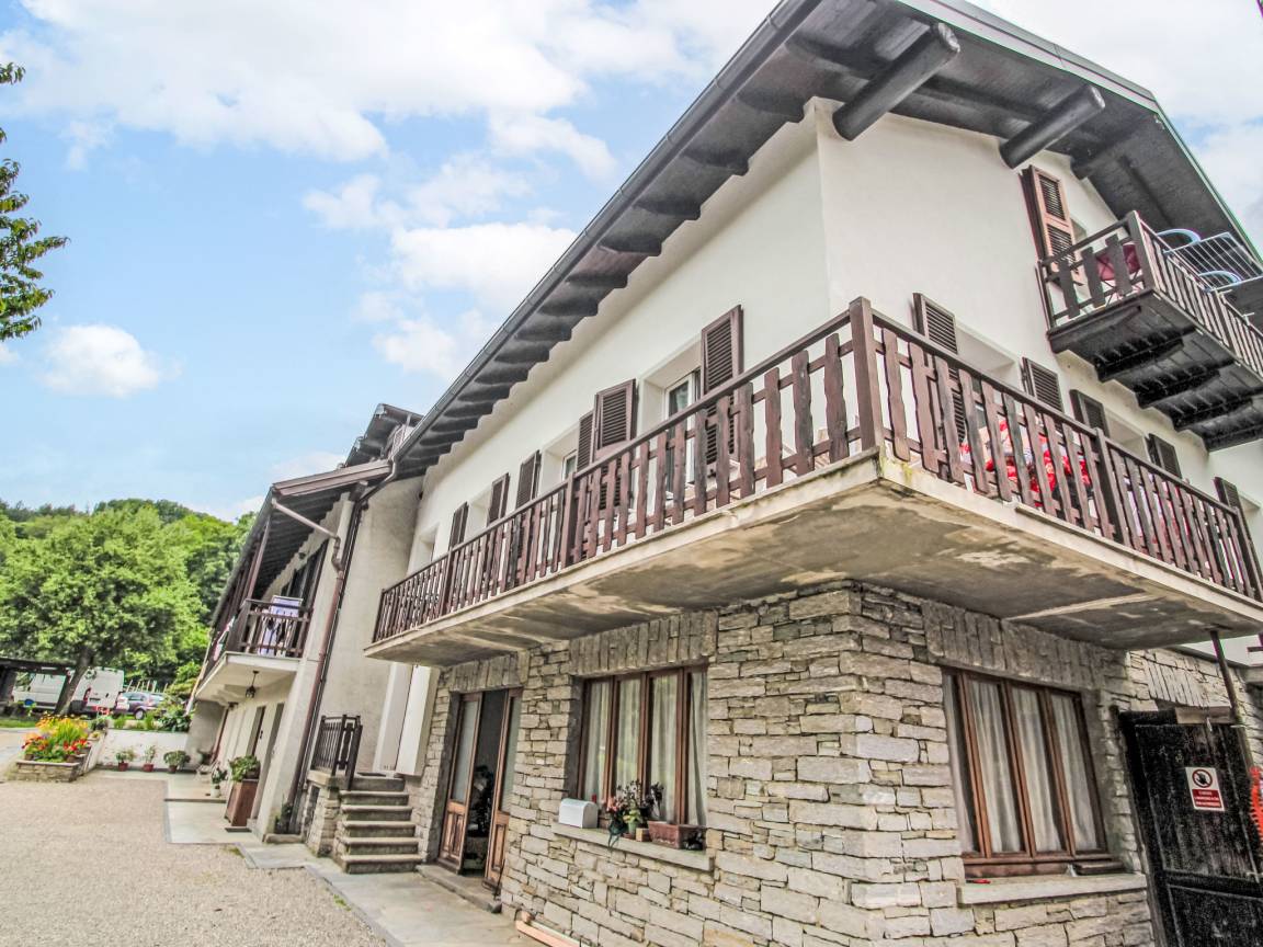 80 M² Ferienwohnung ∙ 2 Schlafzimmer ∙ 6 Gäste - Mergozzo