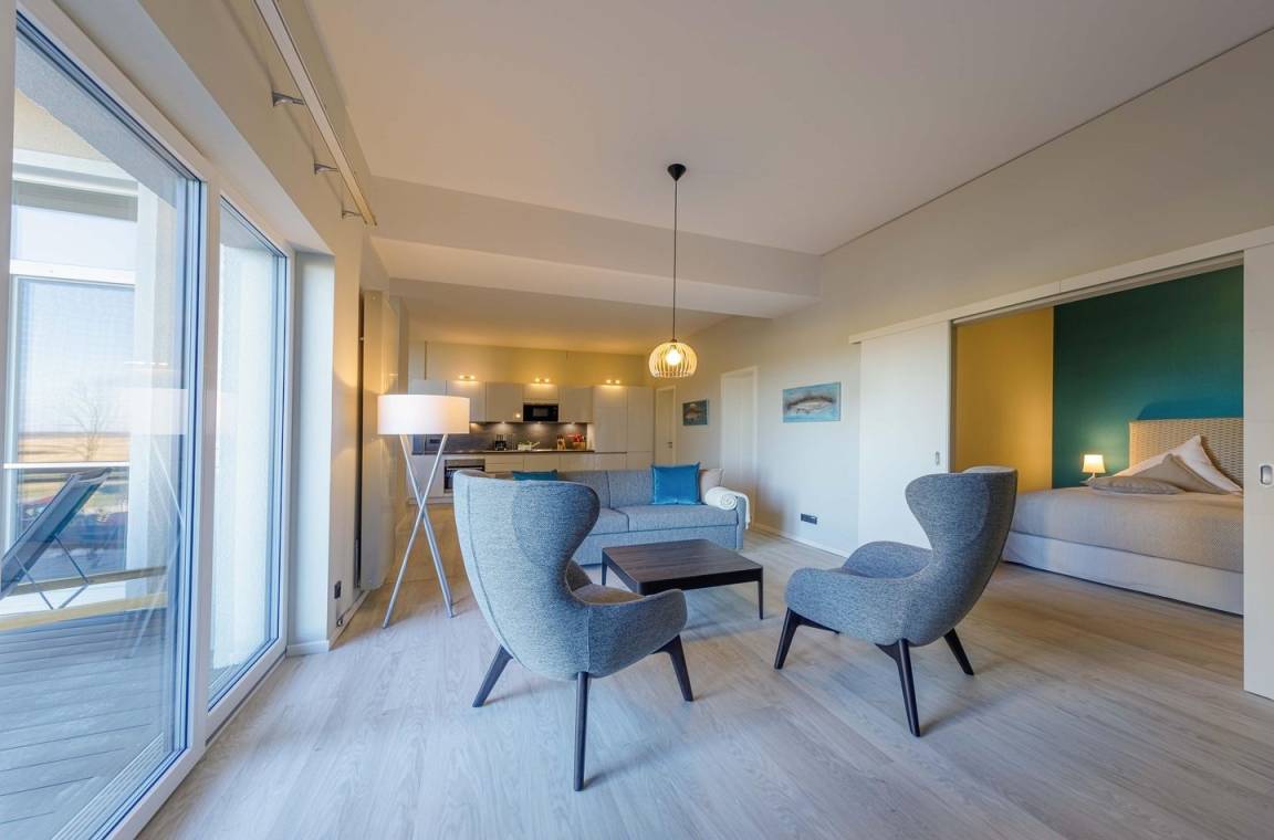 128 M² Ferienwohnung ∙ 2 Schlafzimmer ∙ 6 Gäste - Wustrow