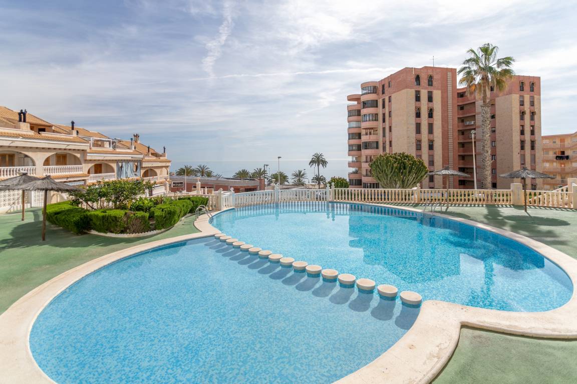 80 M² Ferienhaus ∙ 3 Schlafzimmer ∙ 6 Gäste - Alicante