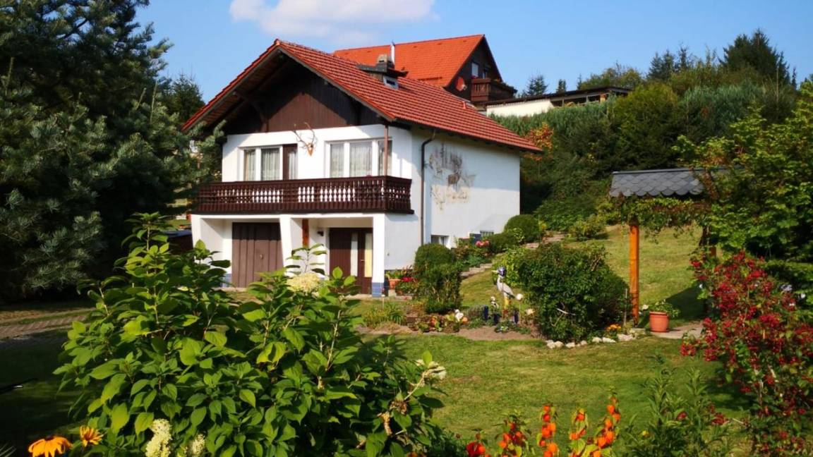 40 M² Ferienhaus ∙ 1 Schlafzimmer ∙ 3 Gäste - Hildburghausen