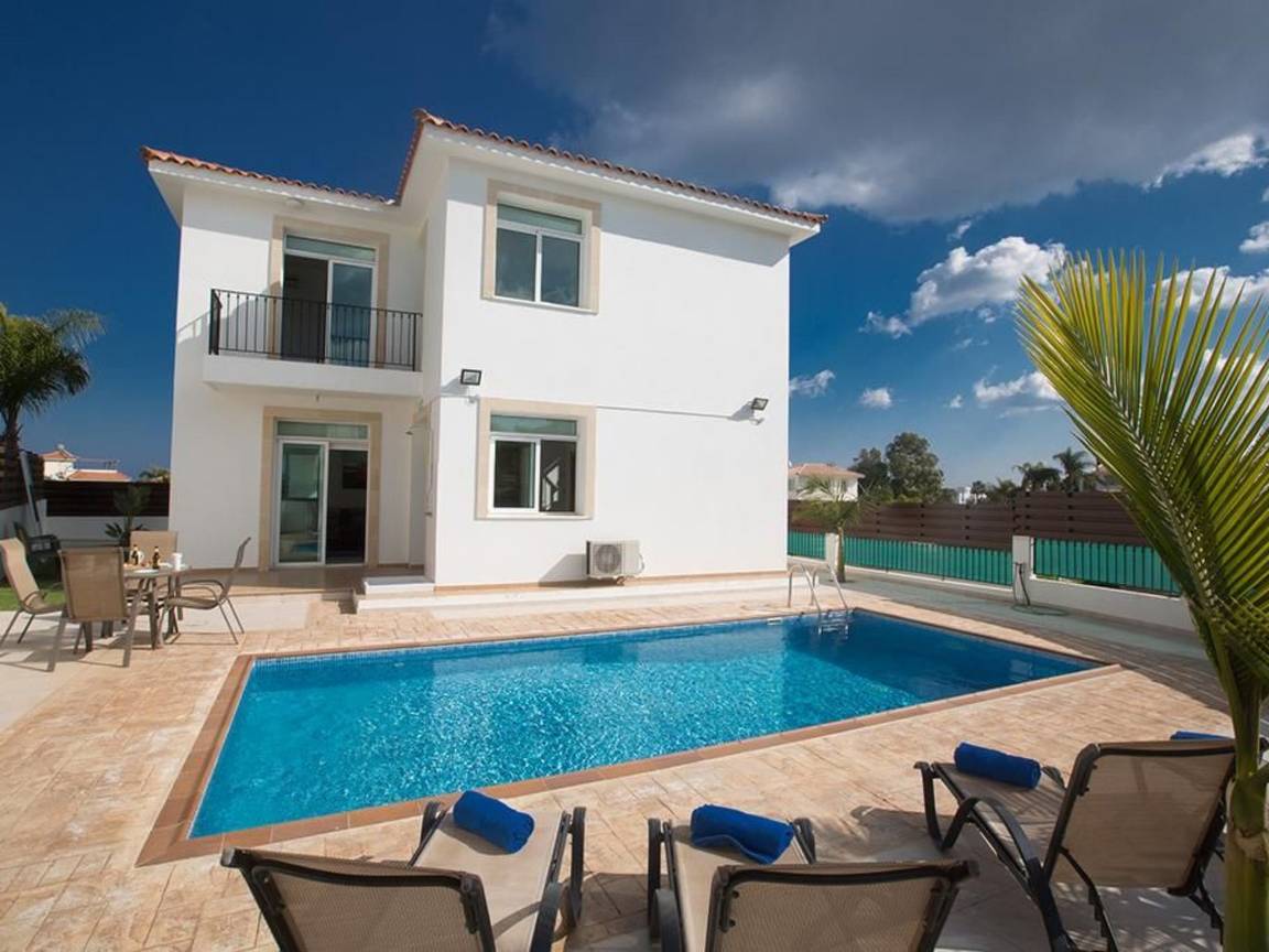 130 M² Casa ∙ 3 Habitaciones ∙ 6 Huéspedes - Protaras