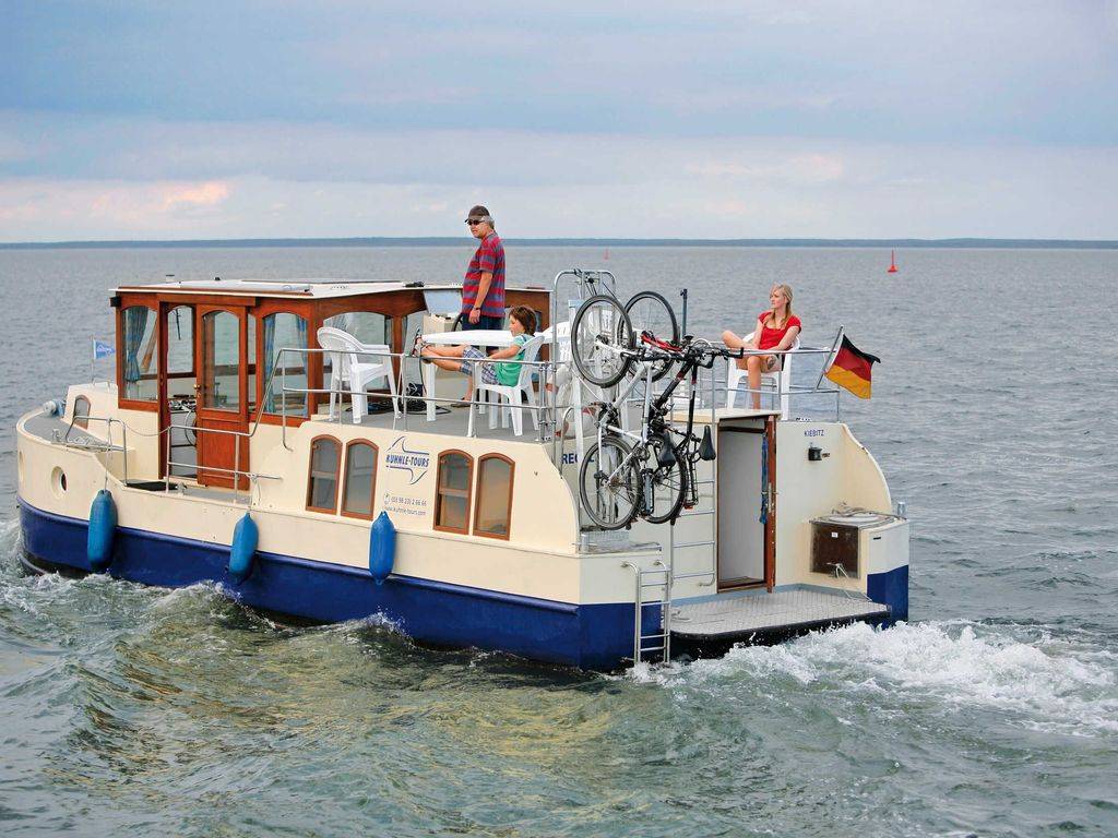 Hausboot ∙ 2 Schlafzimmer ∙ 8 Gäste - Langatte