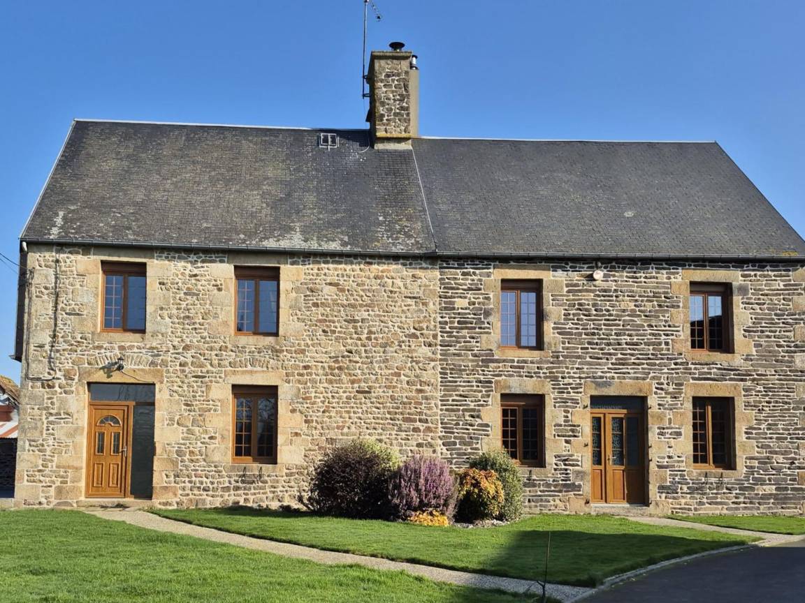 150 M² Cottage ∙ 3 Bedrooms ∙ 7 Guests - Normandy