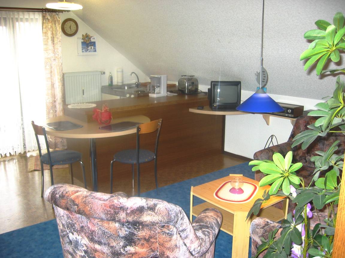 60 M² Ferienwohnung ∙ 2 Schlafzimmer ∙ 4 Gäste - Kronach
