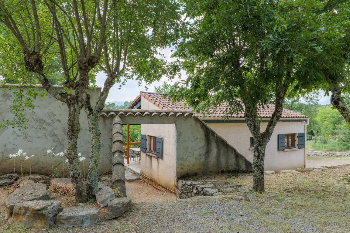 45 M² Cottage ∙ 2 Chambres ∙ 5 Personnes - Joyeuse