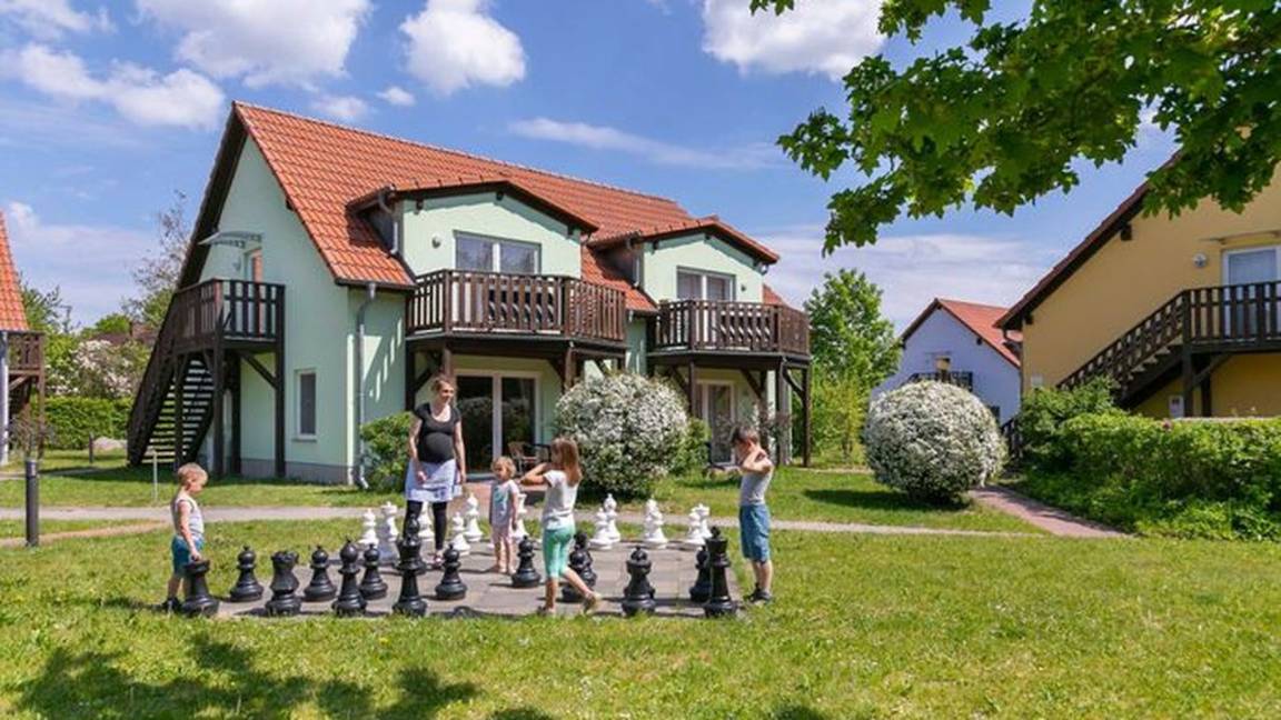 57 M² Ferienwohnung ∙ 2 Schlafzimmer ∙ 6 Gäste - Müritz