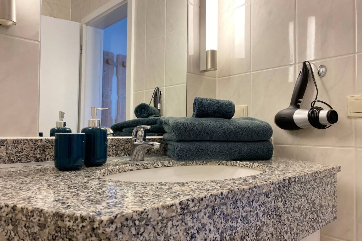 45 m² Ferienwohnung ∙ 1 Schlafzimmer ∙ 3 Gäste – Bild 10