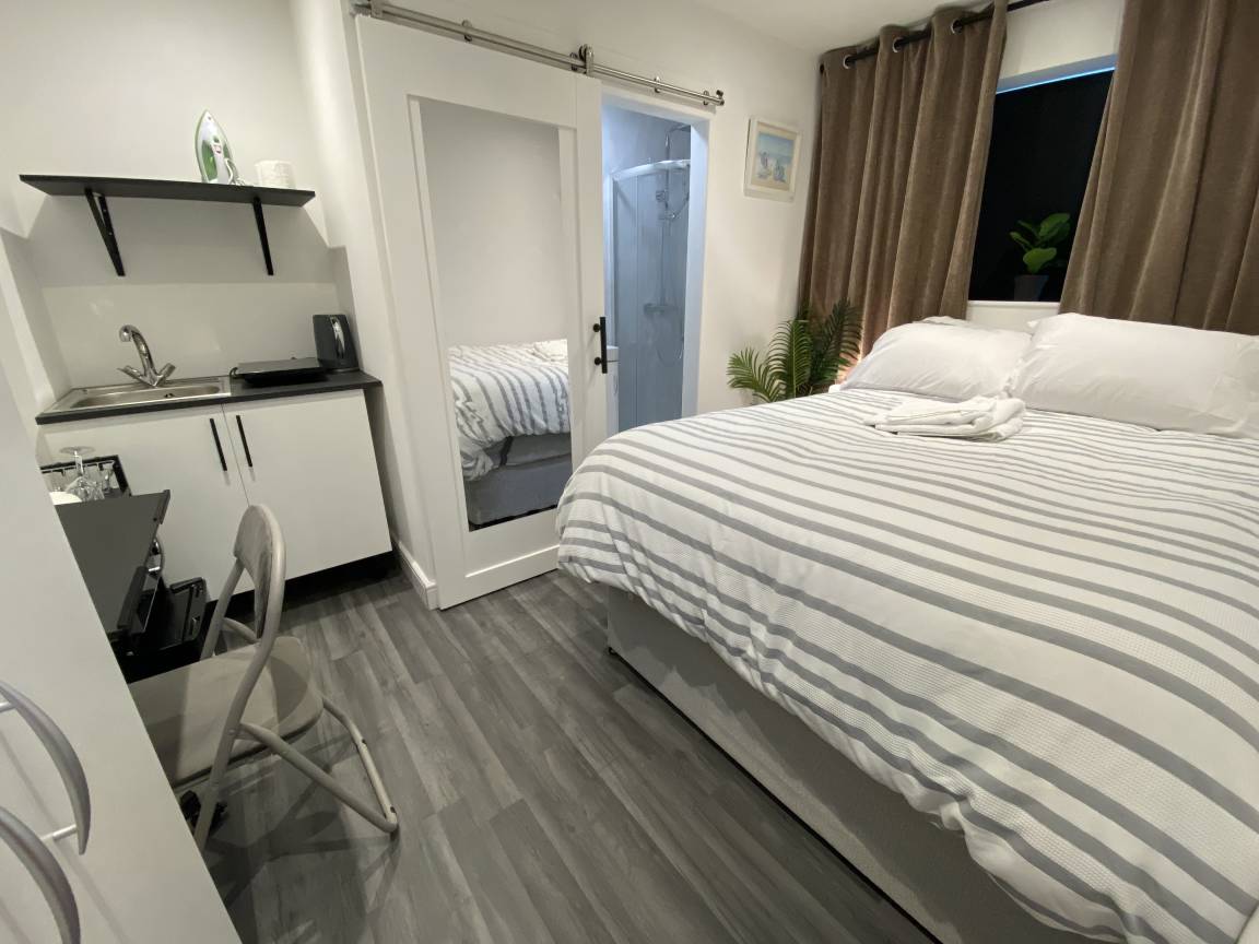 Studio Flat ∙ 1 Bedroom ∙ 2 Guests - Weston Super Mare Beach