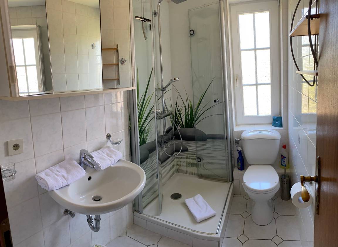 45 m² Ferienwohnung ∙ 1 Schlafzimmer ∙ 3 Gäste – Bild 8