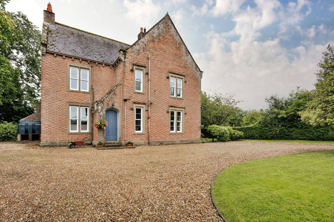 150 M² House ∙ 4 Bedrooms ∙ 8 Guests - Carlisle