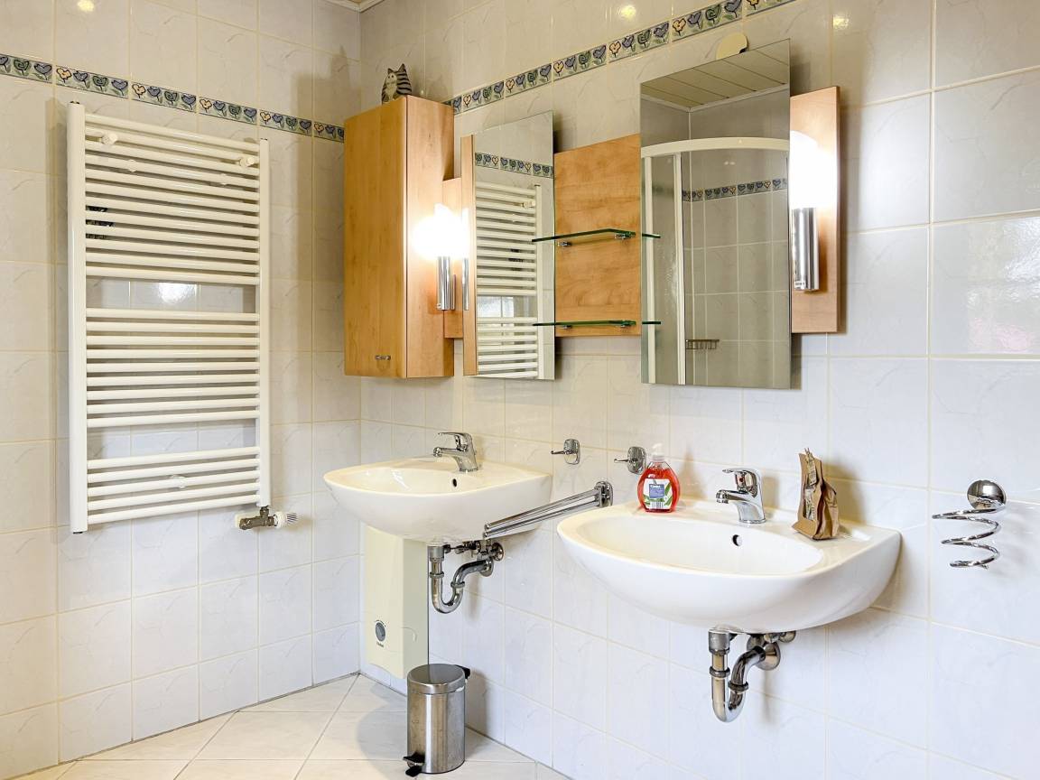 79 m² Ferienhaus ∙ 2 Schlafzimmer ∙ 5 Gäste – Bild 3