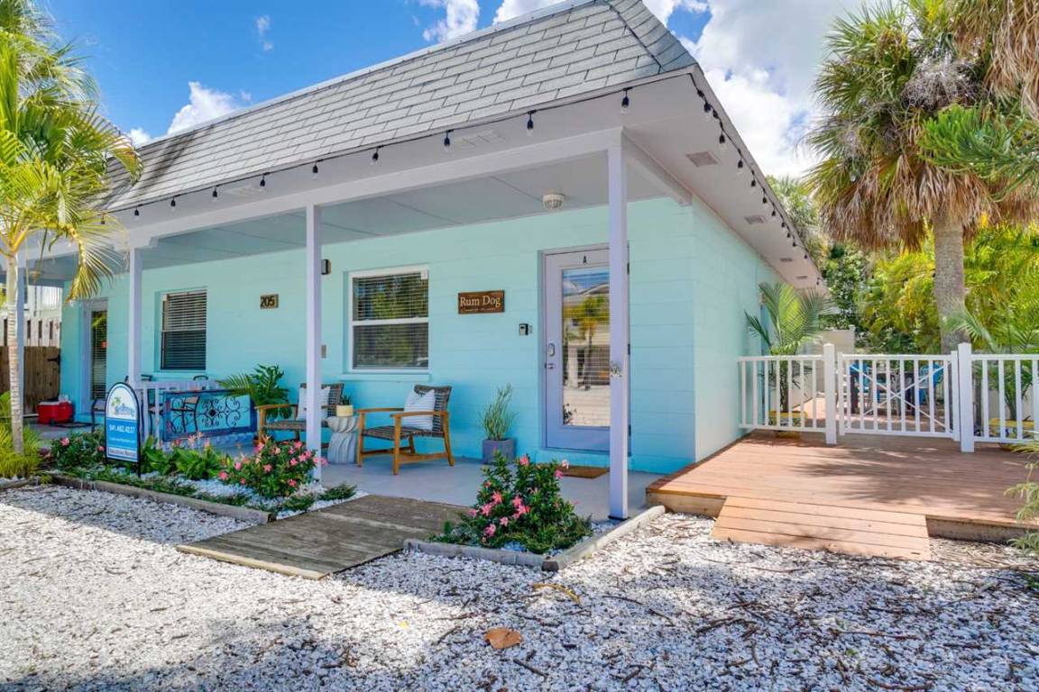 88 M² House ∙ 2 Bedrooms ∙ 6 Guests - Holmes Beach, FL