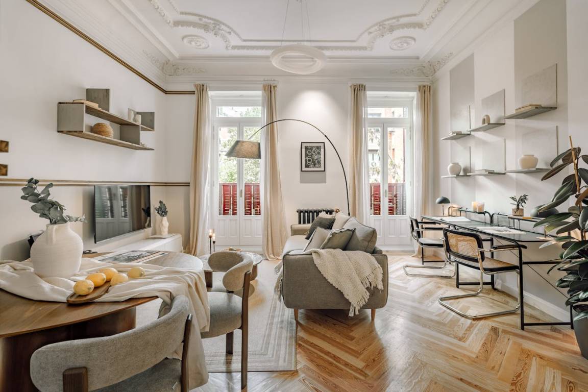 82 M² Apartamento ∙ 2 Habitaciones ∙ 4 Huéspedes - Chueca