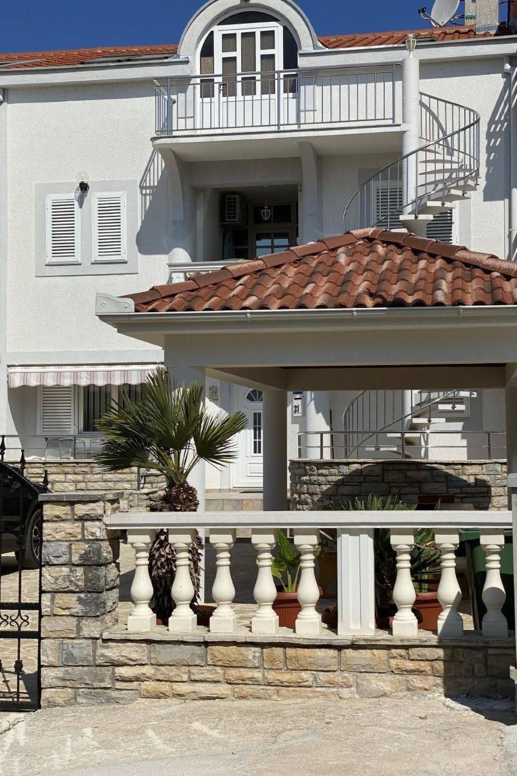 120 M² Appartement ∙ 3 Slaapkamers ∙ 6 Gasten - Zadar