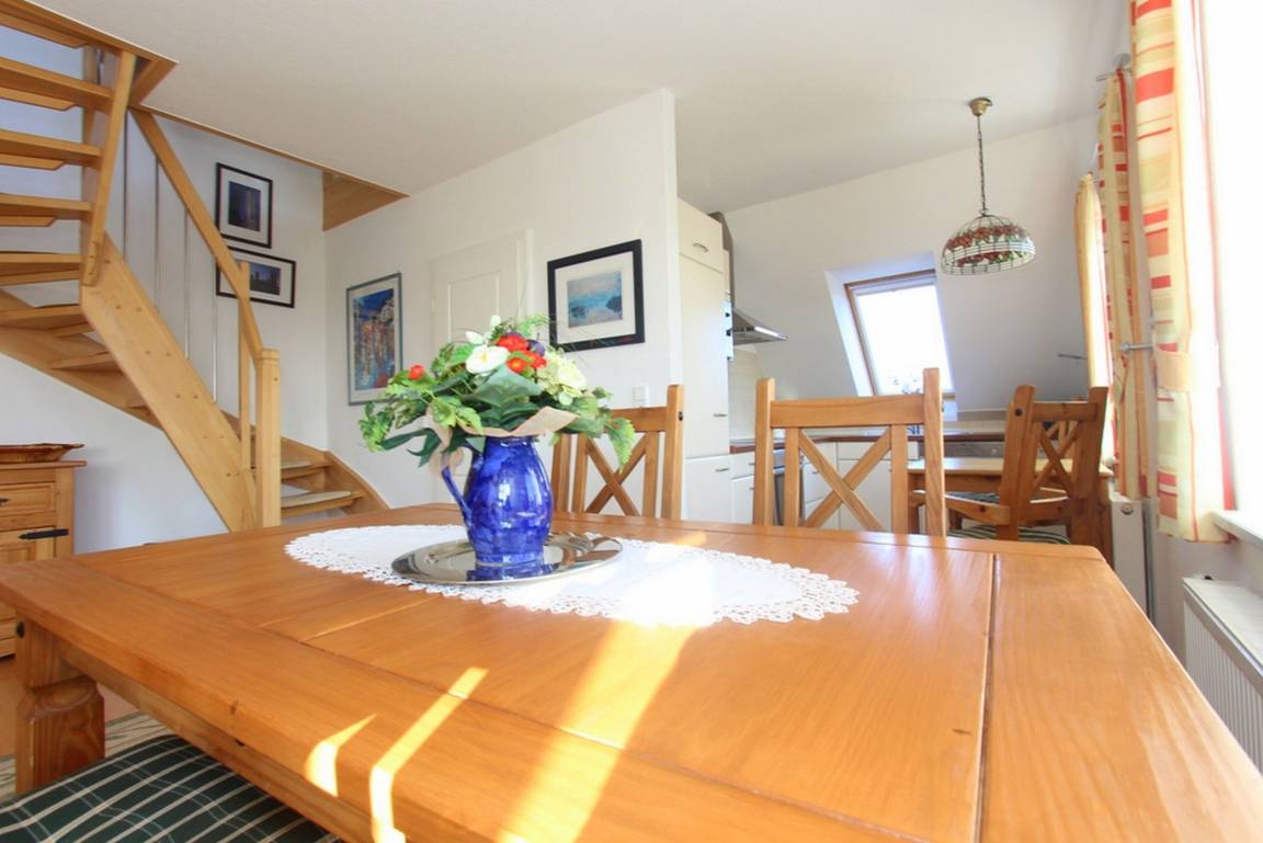 75 m² Ferienwohnung ∙ 1 Schlafzimmer ∙ 4 Gäste – Bild 9