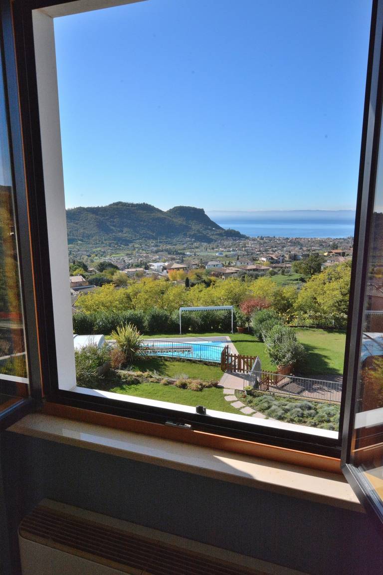 80 M² Appartamento Vacanza ∙ 2 Camere Da Letto ∙ 4 Ospiti - Garda