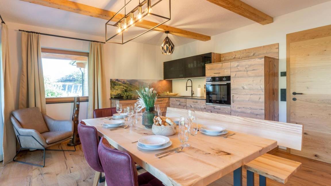 102 M² Ferienwohnung ∙ 3 Schlafzimmer ∙ 8 Gäste - Mariapfarr