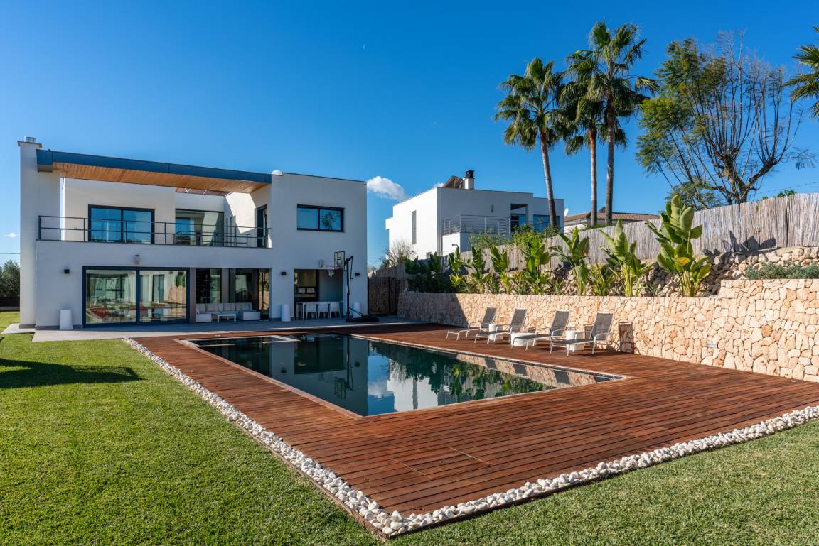 300 M² Apartment ∙ 4 Bedrooms ∙ 8 Guests - Petra