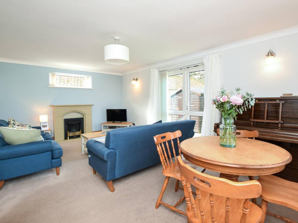 House ∙ 2 Bedrooms ∙ 4 Guests - Dereham