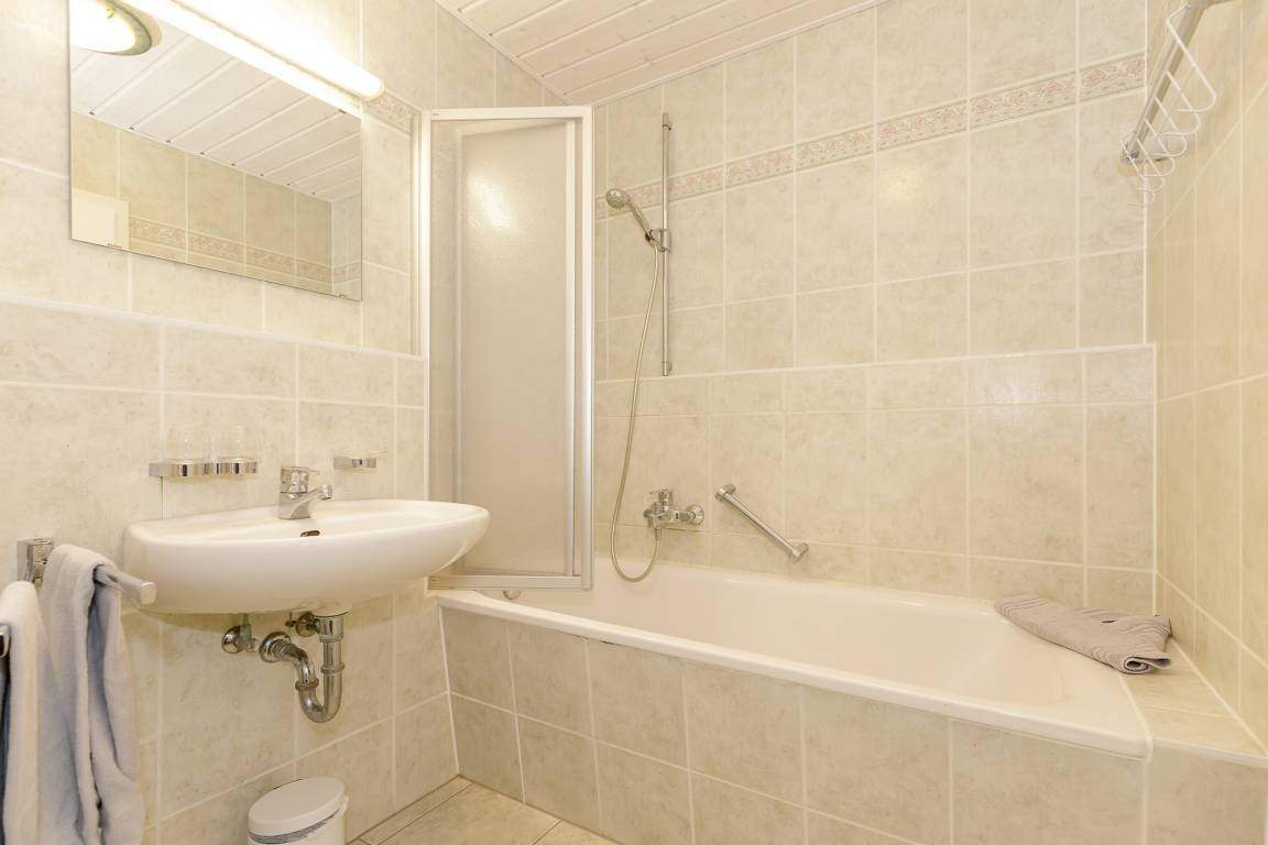 80 m² Ferienwohnung ∙ 2 Schlafzimmer ∙ 4 Gäste – Bild 8