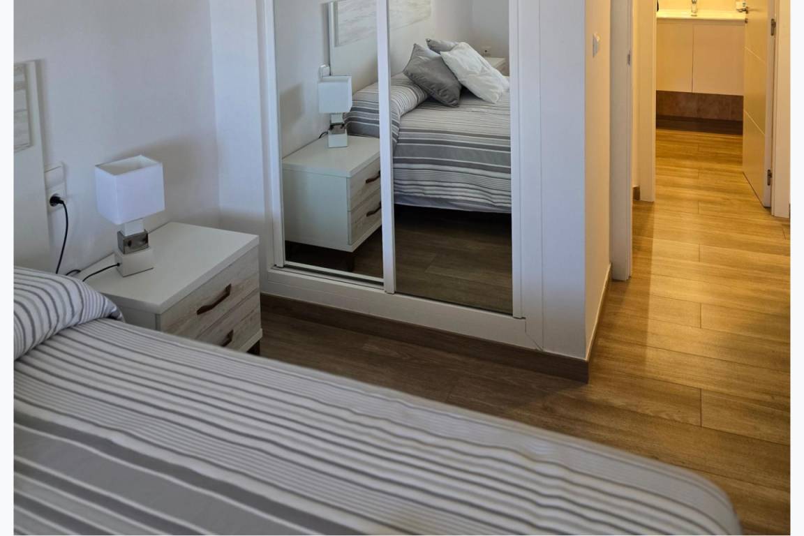 70 M² Appartement ∙ 1 Slaapkamer ∙ 2 Gasten - Beaulieu