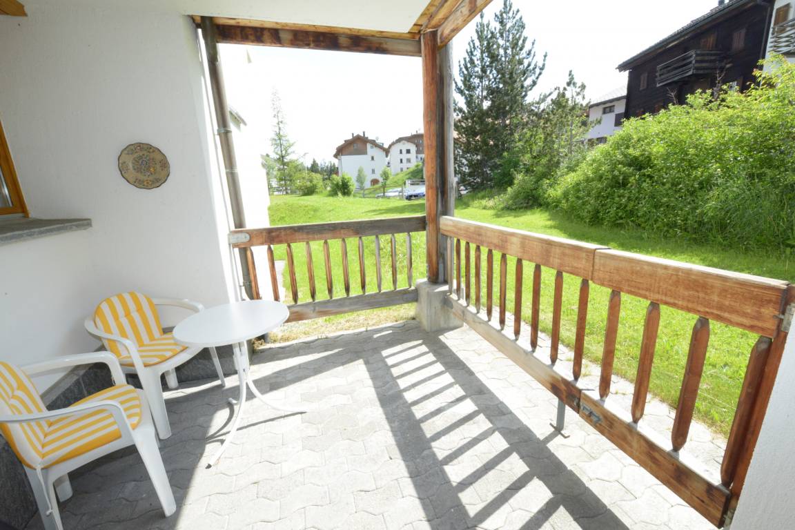 70 M² Ferienwohnung ∙ 1 Schlafzimmer ∙ 4 Gäste - Lenzerheide