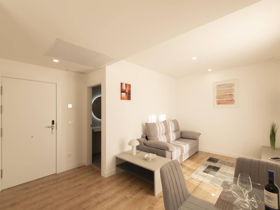41 M² Estudio ∙ 1 Habitación ∙ 4 Huéspedes - Logroño
