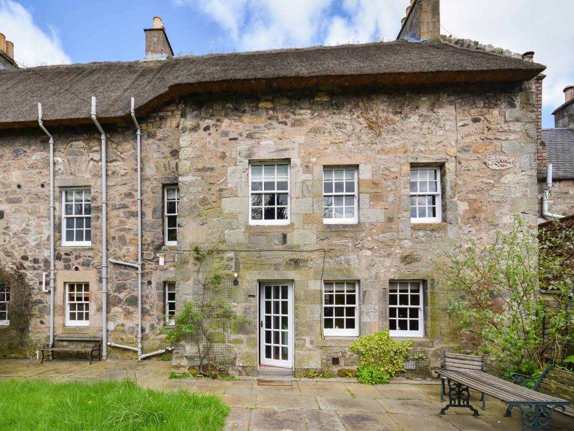 Cottage ∙ 4 Bedrooms ∙ 8 Guests - Fife