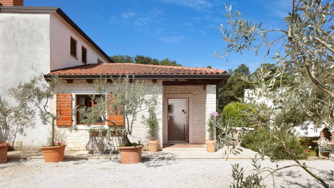 70 M² Huis ∙ 1 Slaapkamer ∙ 4 Gasten - Novigrad