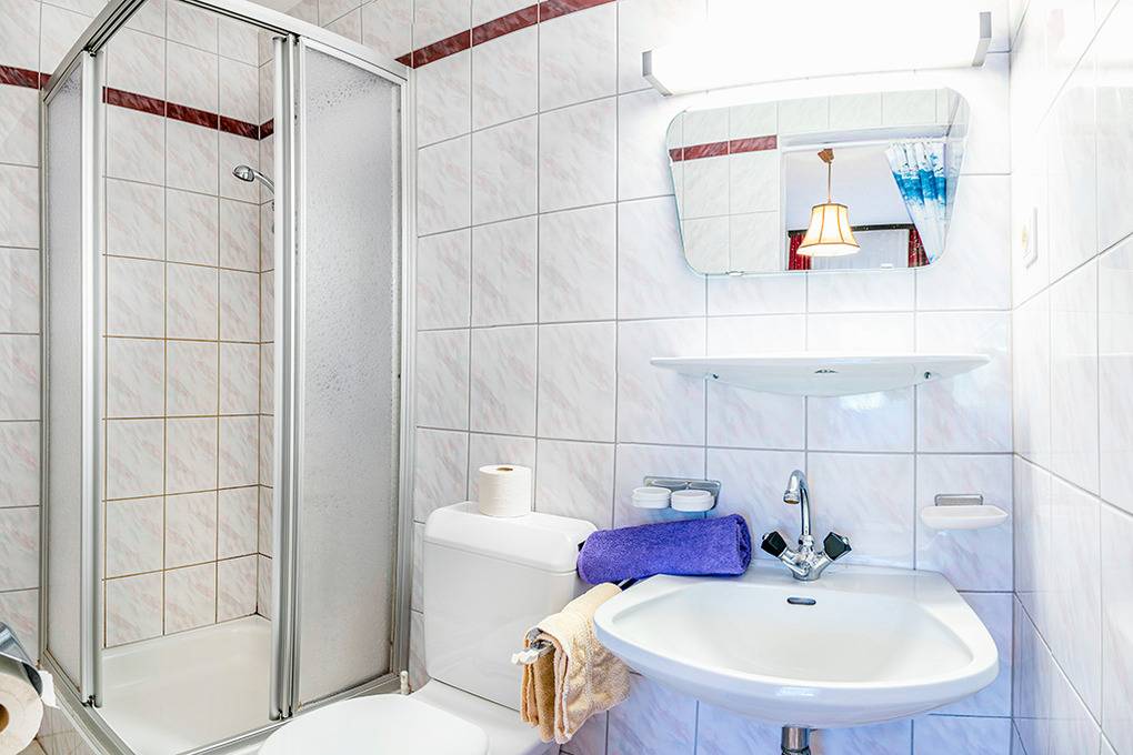 450 m² Ferienhaus ∙ 9 Schlafzimmer ∙ 23 Gäste – Bild 16