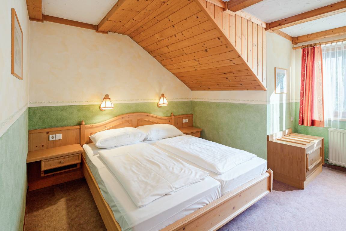 900 m² Ferienhaus ∙ 16 Schlafzimmer ∙ 50 Gäste – Bild 10