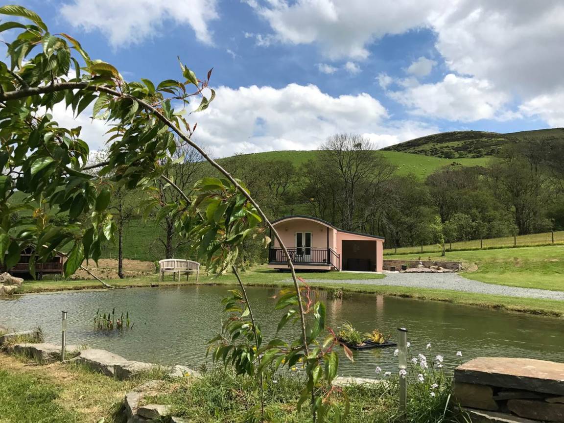 Lodge ∙ 1 Bedroom ∙ 2 Guests - Wales