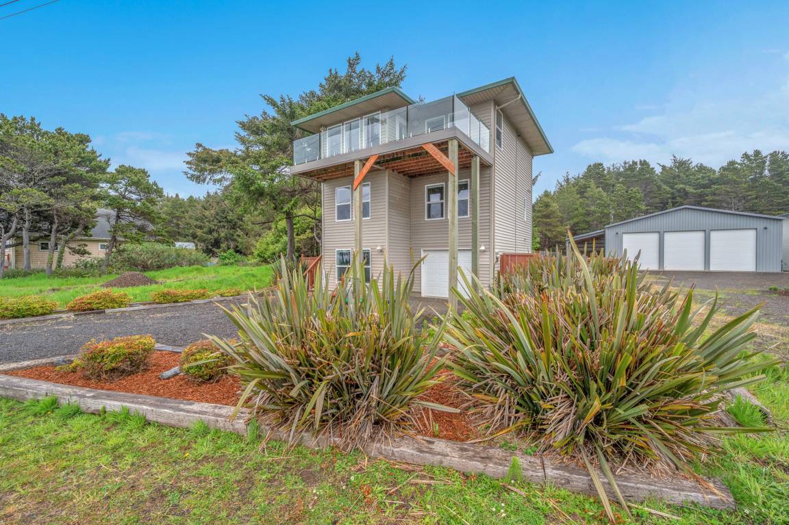 163 M² House ∙ 3 Bedrooms ∙ 6 Guests - Beverly Beach, OR