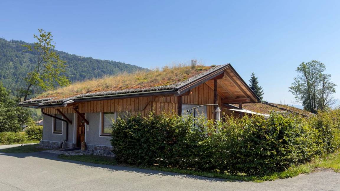 70 M² Ferienhaus ∙ 2 Schlafzimmer ∙ 4 Gäste - Hermagor