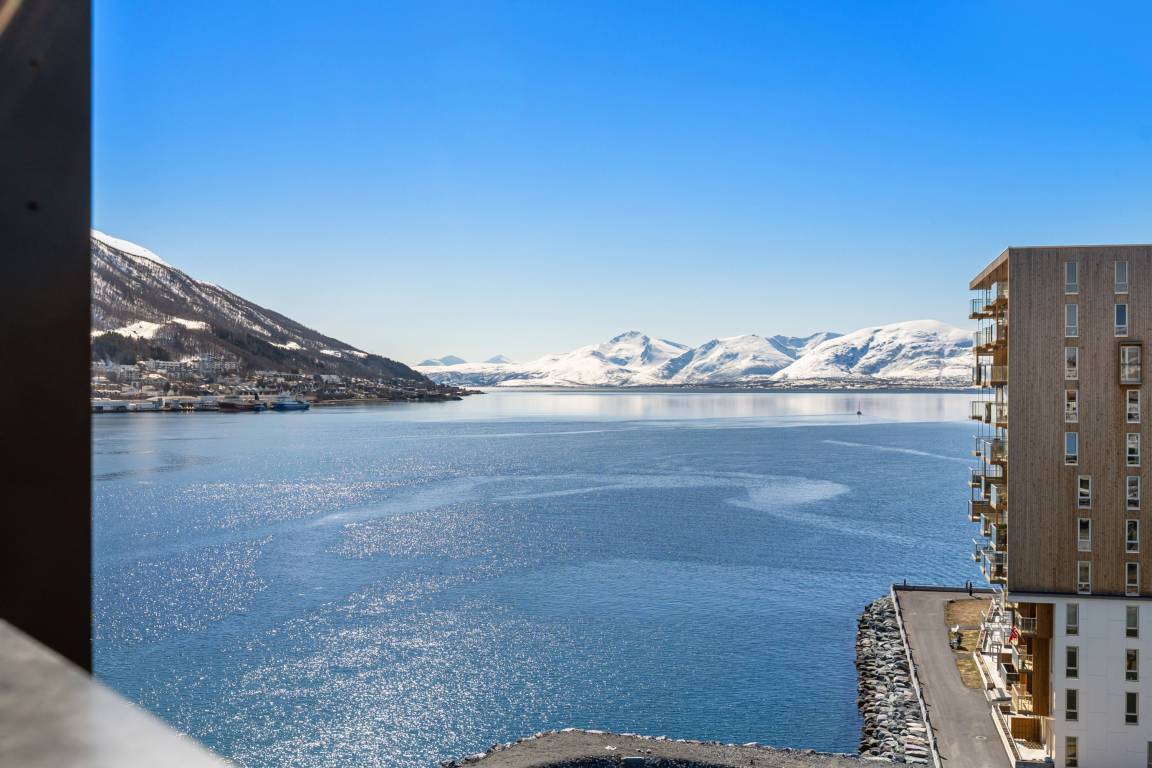 94 M² Apartamento ∙ 3 Habitaciones ∙ 8 Huéspedes - Tromsø