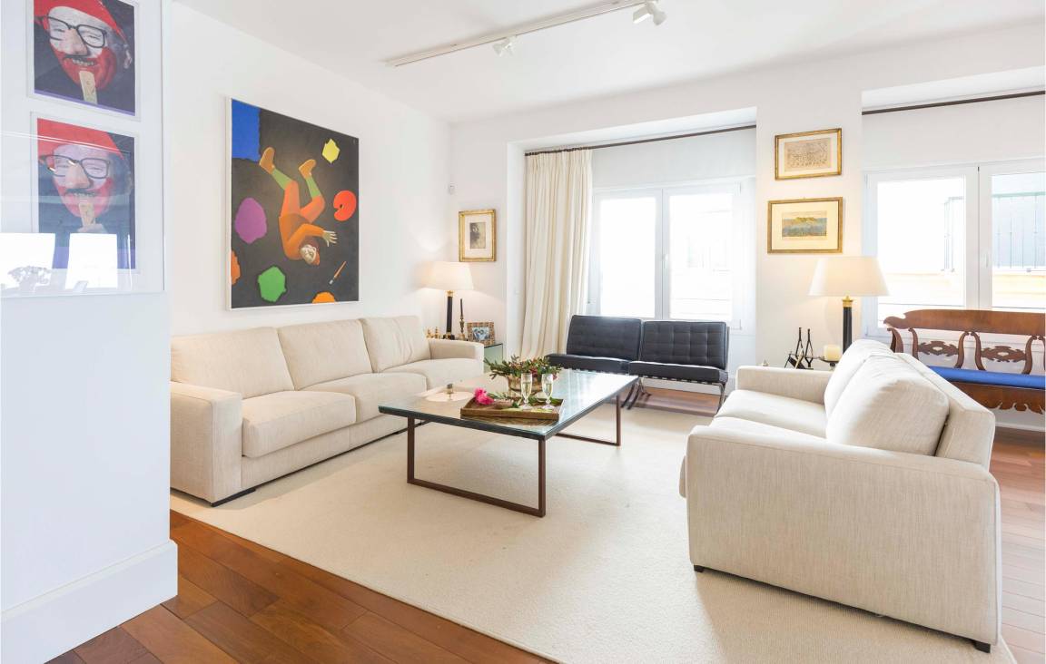 135 M² Apartment ∙ 2 Bedrooms ∙ 4 Guests - Cádiz