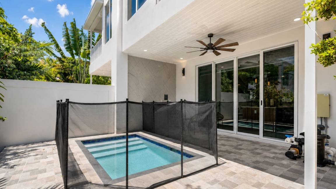 229 M² Ferienhaus ∙ 4 Schlafzimmer ∙ 10 Gäste - Fort Lauderdale