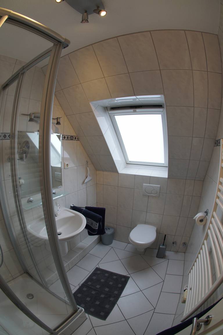 90 m² Ferienwohnung ∙ 3 Schlafzimmer ∙ 6 Gäste – Bild 11