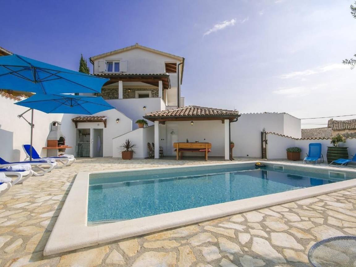 100 M² House ∙ 3 Bedrooms ∙ 7 Guests - Vrsar