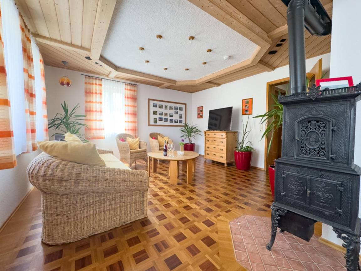 120 M² Ferienwohnung ∙ 3 Schlafzimmer ∙ 5 Gäste - Bad Windsheim