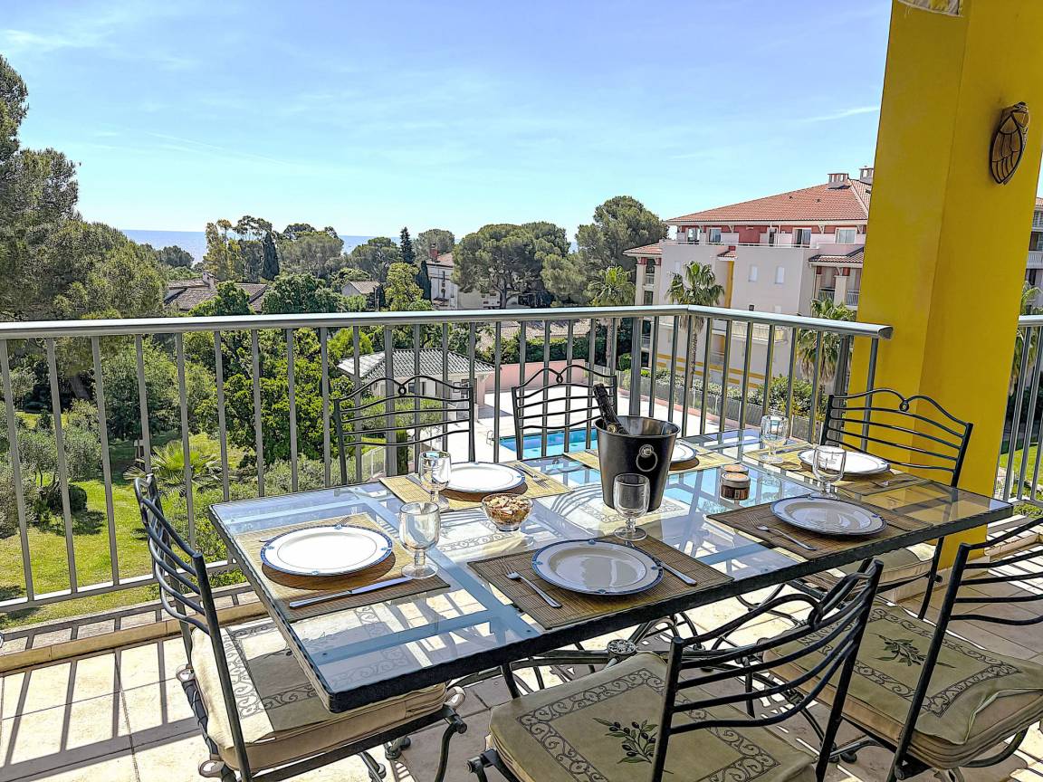 53 M² Appartement ∙ 1 Chambre ∙ 4 Personnes - Saint-Aygulf