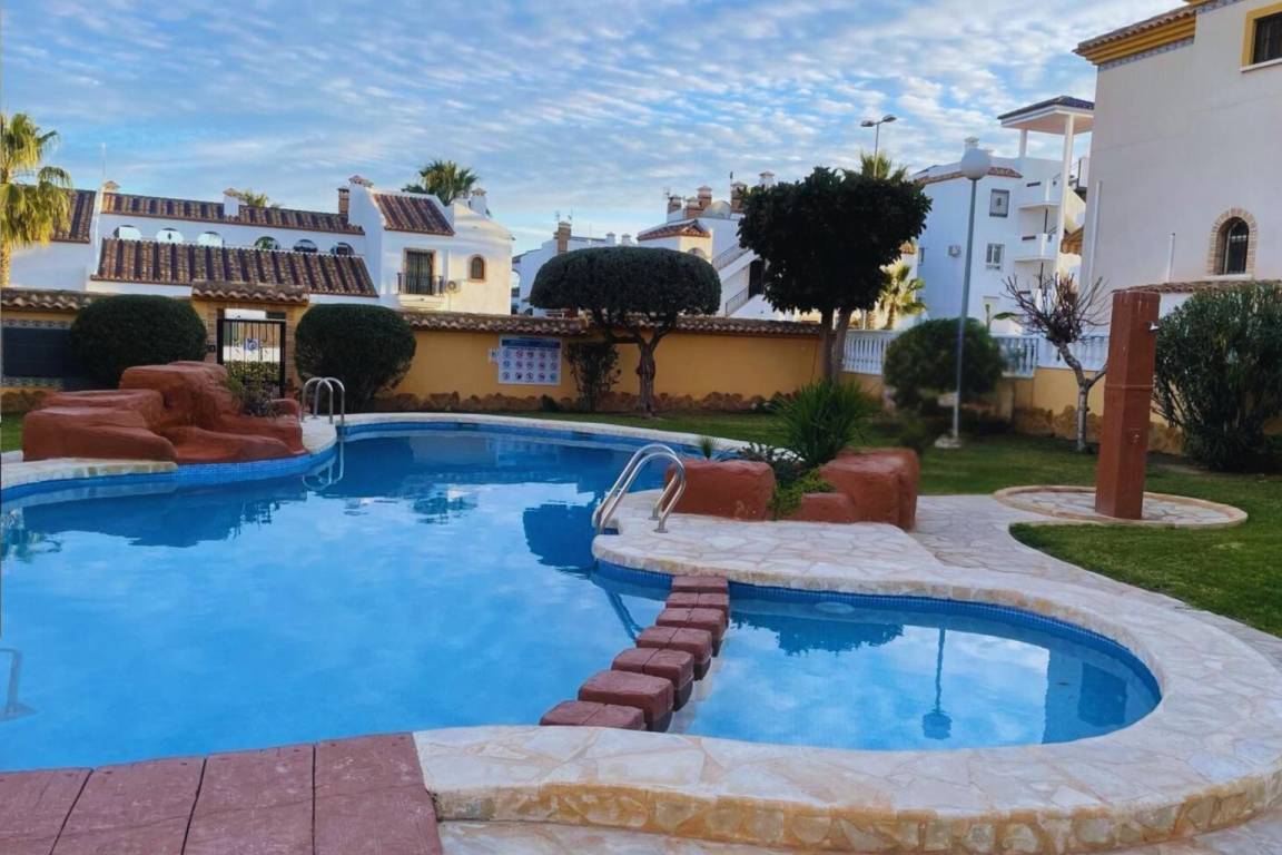 90 M² House ∙ 3 Bedrooms ∙ 6 Guests - La Zenia