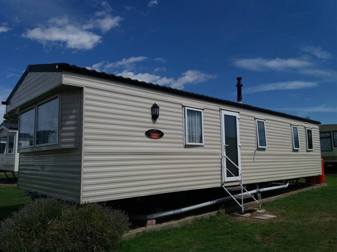 35 M² Herberg ∙ 3 Slaapkamers ∙ 6 Gasten - Essex