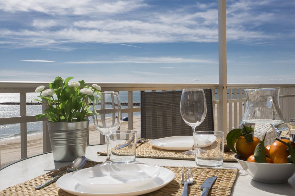 75 M² Apartamento ∙ 3 Habitaciones ∙ 6 Huéspedes - El Puig