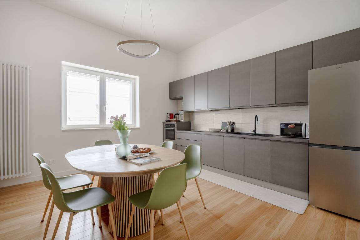 100 M² Appartement ∙ 2 Slaapkamers ∙ 6 Gasten - Bari