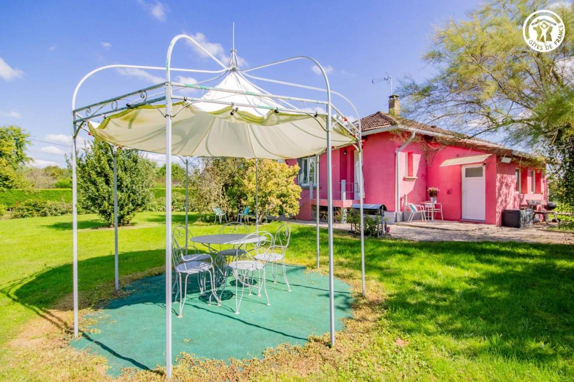 58 m&sup2; G&icirc;te 2 Schlafzimmer 5 G&auml;ste