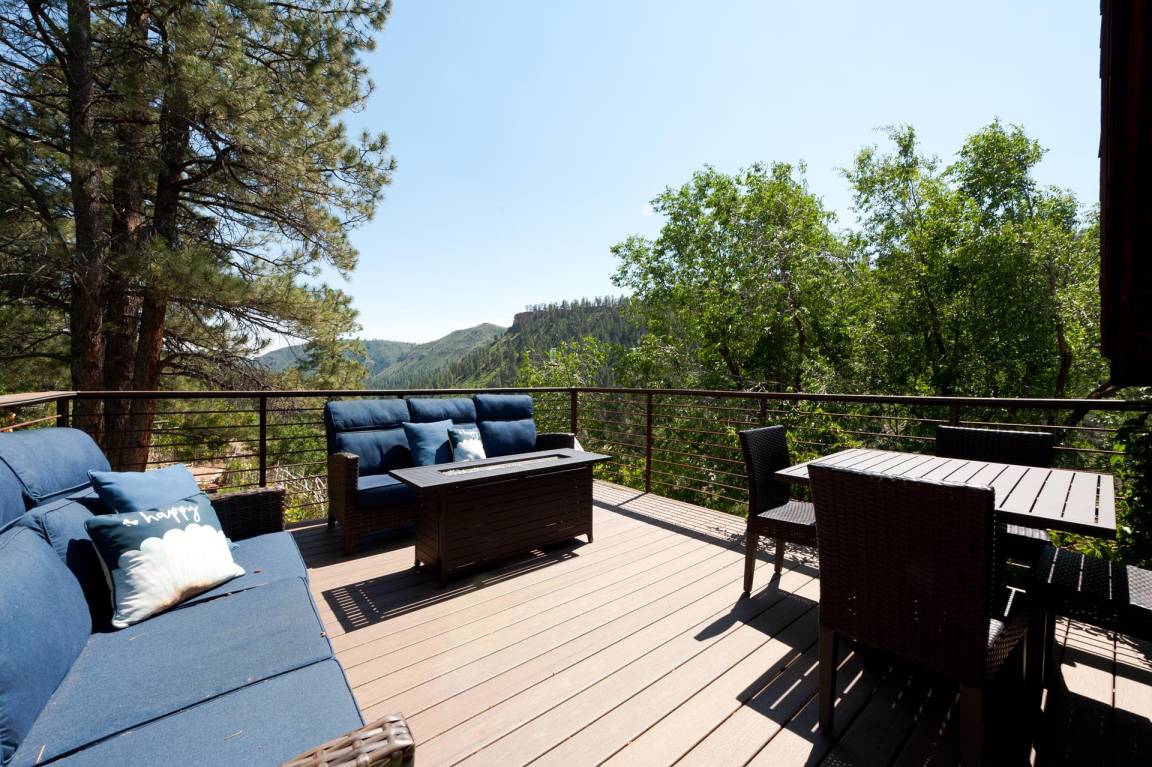 400 M² House ∙ 4 Bedrooms ∙ 10 Guests - Durango, CO