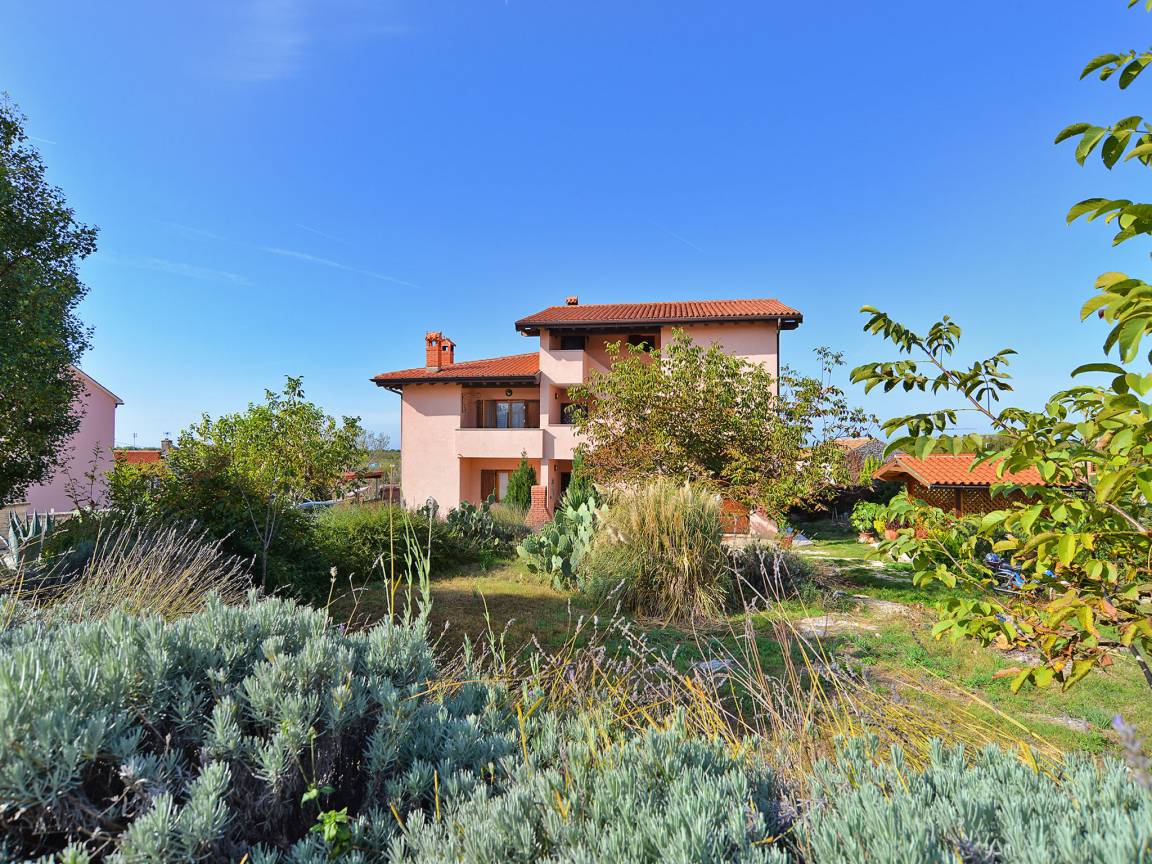 80 M² Apartment ∙ 1 Bedroom ∙ 4 Guests - Bale